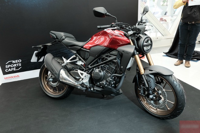 2020 Honda CB300R phong cách tân cổ điển, đẹp không tì vết - 1