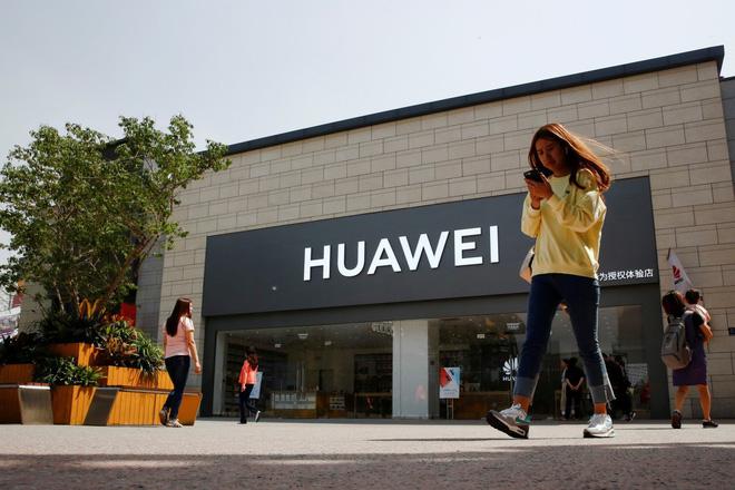 Huawei mạnh miệng tuyên bố &#34;ly dị&#34; Google - 1
