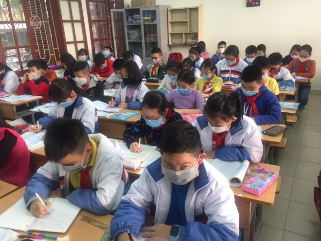 Từ 31/1, toàn học sinh trường Tiểu học Cát Bi đều đeo khẩu trang tới lớp