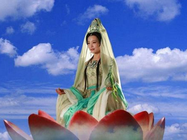 Phim - Nữ diễn viên đóng Quan Âm Bồ Tát trong Tây Du Ký gây bức xúc vì bỏ rơi con nuôi