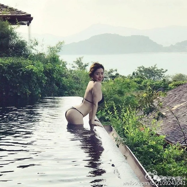 Bên cạnh đó, để vòng 1 lớn tự nhiên, Tưởng Phinh Đình ăn nhiều đu đủ chín.
