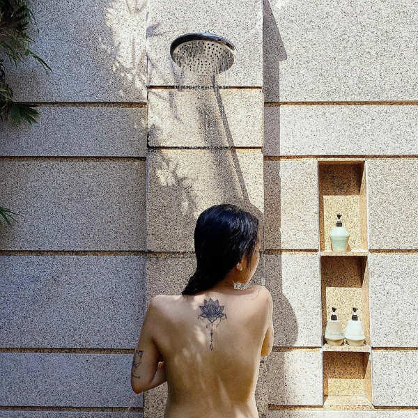 Ái nữ nhà đại gia Minh Nhựa diện bikini lúc bầu bí - 3