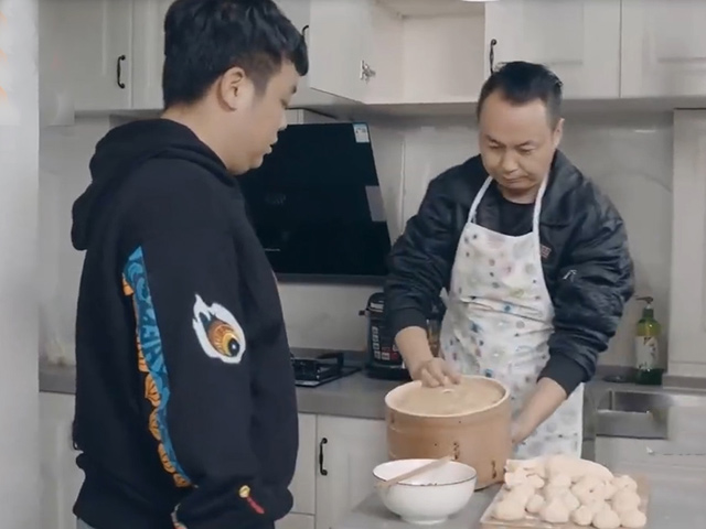 Video Clip Cười - Lý do mượn đồ của hàng xóm vào dịp Tết