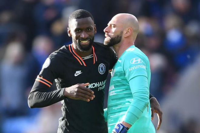 Cú đúp của trung vệ Antonio Rudiger không đủ giúp Chelsea thắng Leicester City ở sân King Power&nbsp;