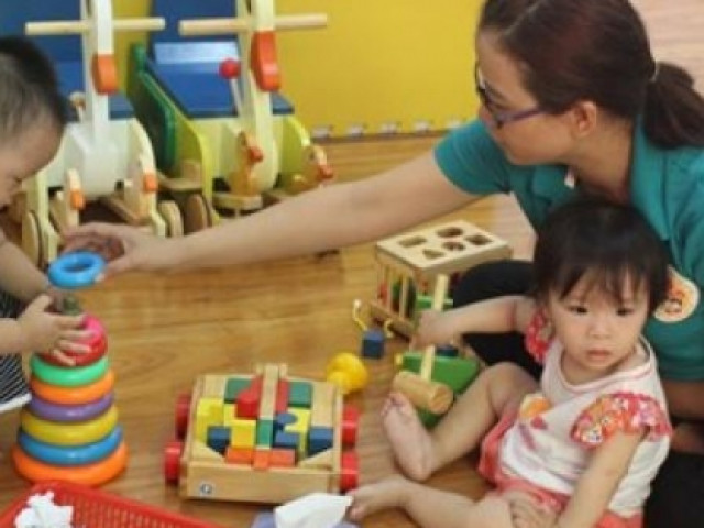 Bạn trẻ - Cuộc sống - Cha mẹ rối bời khi con nghỉ học phòng virus Corona, chuyên gia hiến kế "lạ"