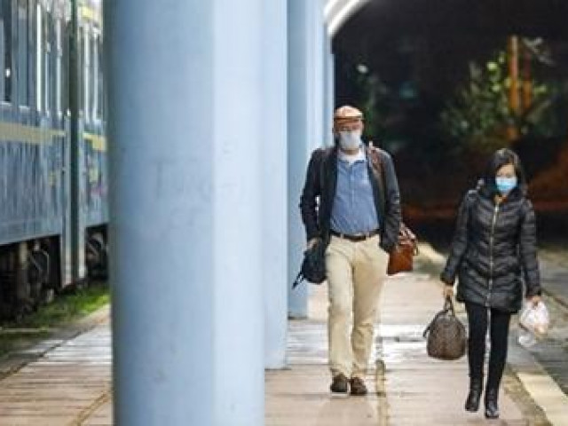 Tin tức trong ngày - Cận cảnh chuyến tàu xuyên biên giới chỉ với 2 hành khách