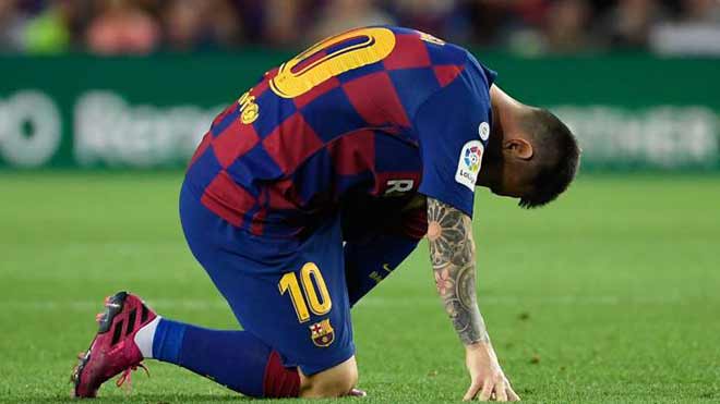 Barca tan hoang lực lượng: Messi phải nén đau đá, công khai chỉ trích CLB - 2