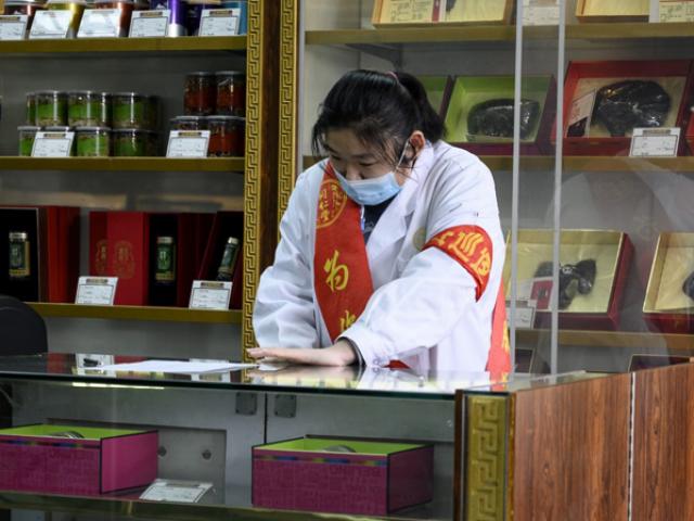 Thế giới - Loạn thuốc chống virus Corona