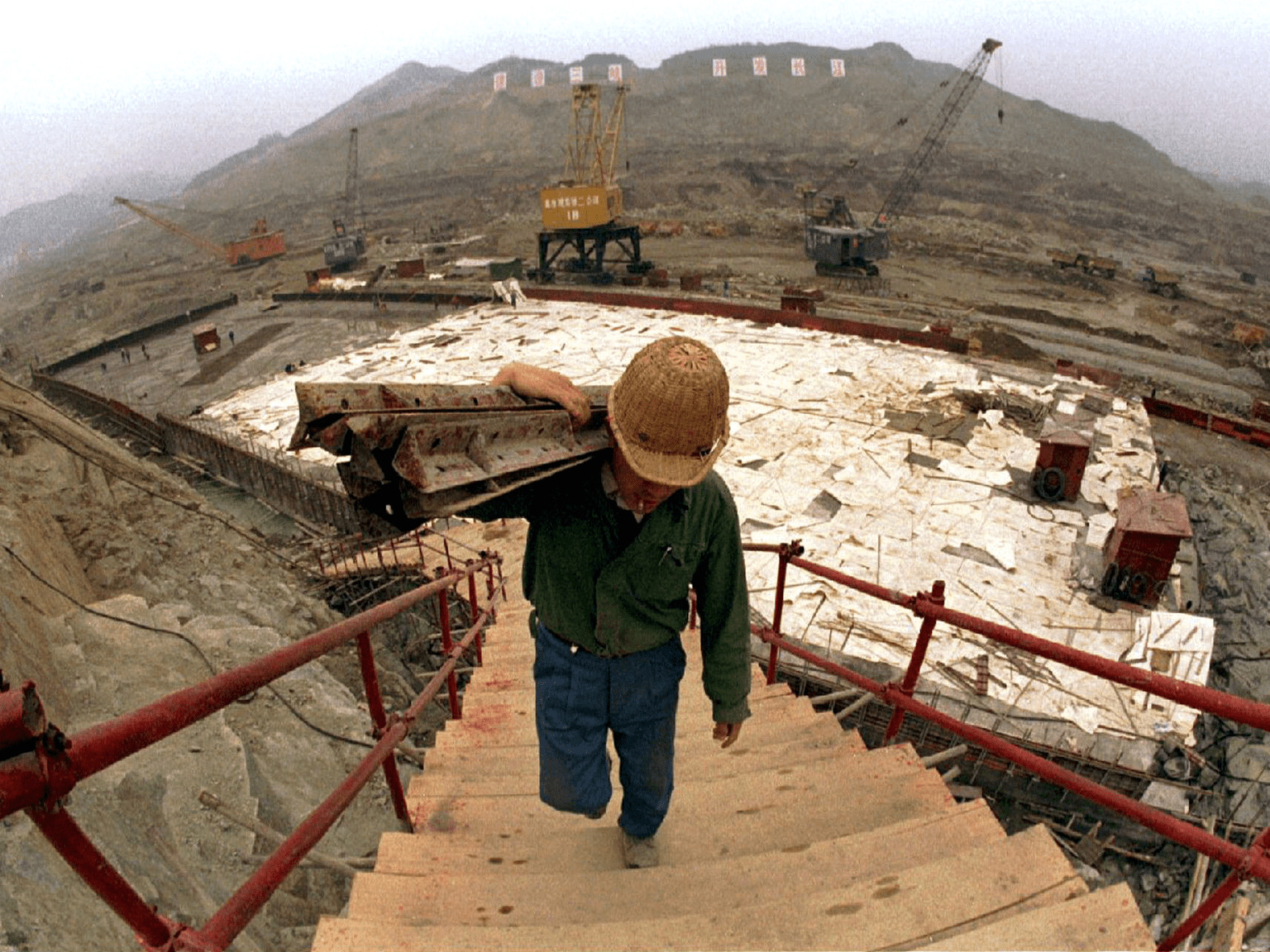 Các ngành công nghiệp lớn nhất châu Á thiệt hại ra sao do virus Corona - 7