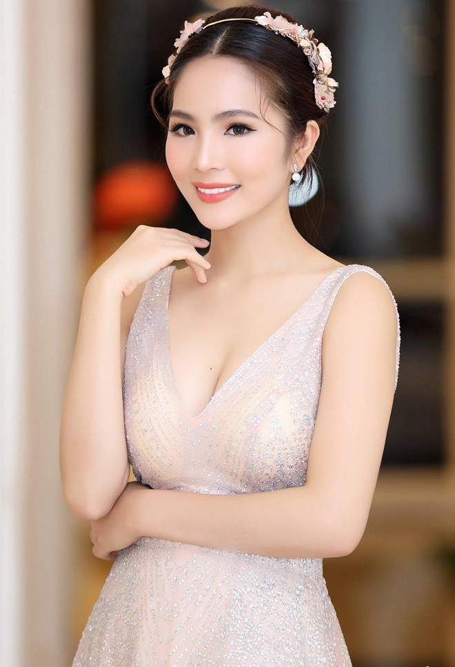 Chuyện khó tin người đẹp dành cả thanh xuân thi hoa hậu, thành danh lại đi hát bolero - 1