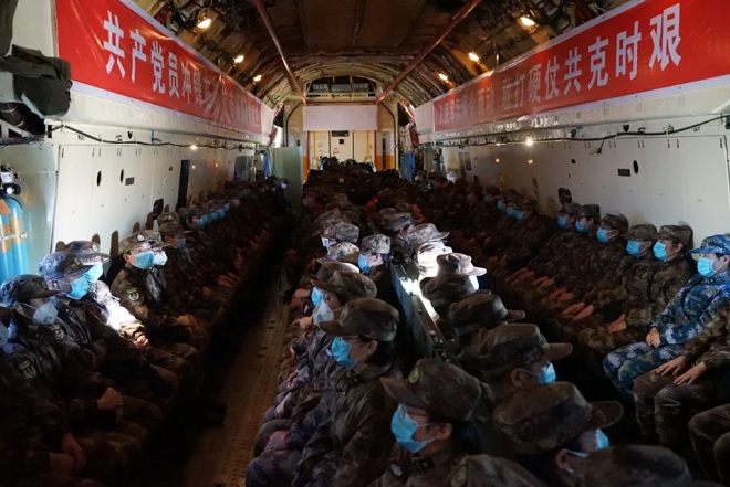 Trung Quốc đã đưa 3.500 bác sĩ quân y đến vùng dịch.