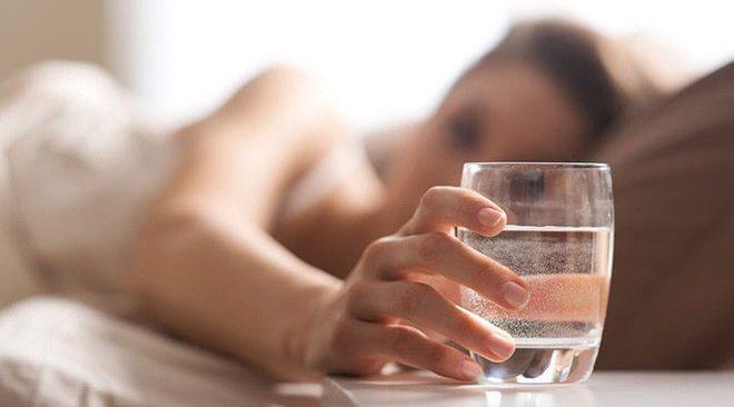 Cách bổ sung nước có lợi cho sức đề kháng phòng chống virus Corona trong ngày lạnh - 2
