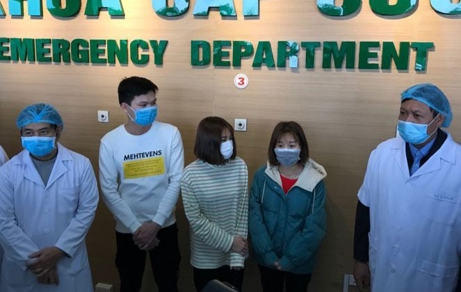 3 bệnh nhân ở Vĩnh Phúc nhiễm virus Corona khỏe mạnh ra viện.