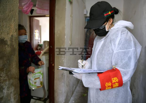 Phát hiện thêm 1.499 người dân nhiễm virus nCoV khi tới gõ cửa từng nhà ở thành phố Vũ Hán (ảnh minh họa)