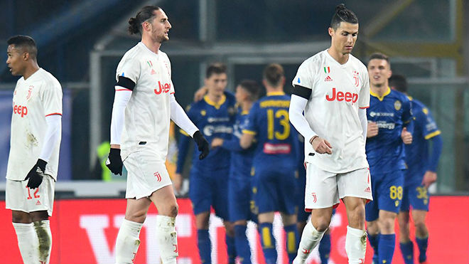 Ronaldo cùng nhóm cựu binh như Bonucci, Buffon công khai chỉ trích các đàn em sau trận thua Hellas Verona?