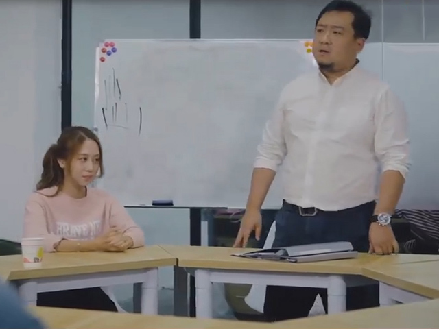 Video Clip Cười - Công ty có nhiều "mối quan hệ" nhất hành tinh