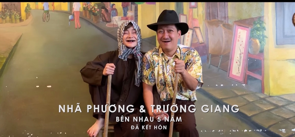 Trường Giang - Nhã Phương lộ ảnh già nua, hom hem khiến ai cũng sốc - 2