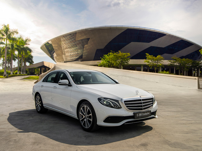 Mercedes-Benz E200 Exclusive về Việt Nam, giá 2,29 tỷ đồng - 1