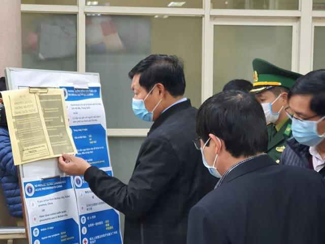 Tin tức trong ngày - Dịch virus Corona: Hơn 700 người ở Hà Nội phải cách ly, giám sát