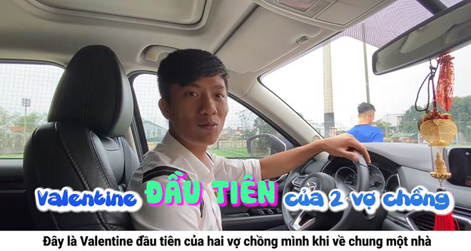 Phan Văn Đức dành tặng món quà Valentine bất ngờ cho bà xã của mình.