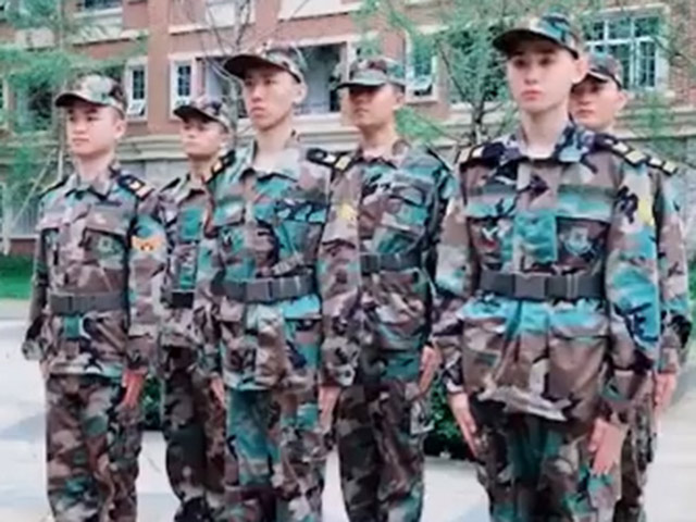 Video Clip Cười - Nhập ngũ đi làm nghĩa vụ có gì vui?