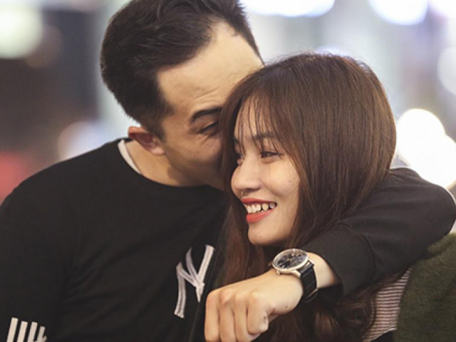 Bạn trẻ - Cuộc sống - Những phút giây ngọt ngào của giới trẻ Hà Nội trong đêm Valentine