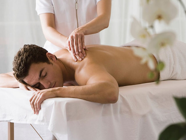 Bạn trẻ - Cuộc sống - Thanh niên đi massage bị đánh đập vì dám từ chối làm "chuyện ấy"