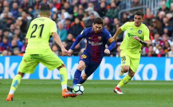 Trực tiếp bóng đá Barcelona - Getafe: Hàng thủ sai lầm, chủ nhà thủng lưới - 19