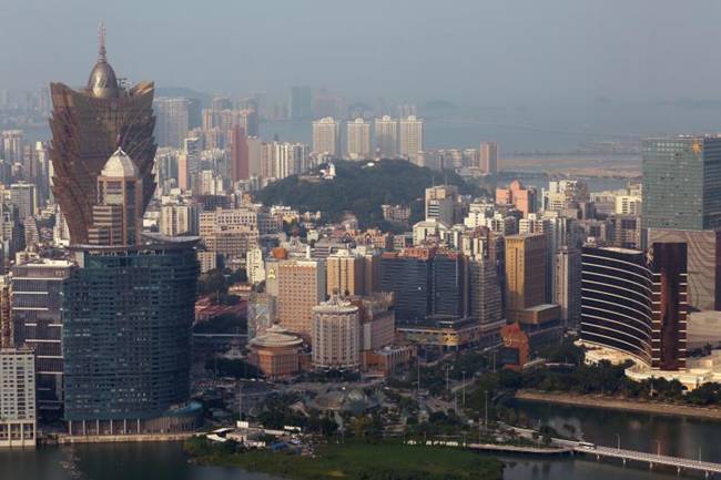 Macao (Trung Quốc) sẽ phát cho các cư dân ở đặc khu hành chính này các phiếu mua hàng trị giá 2,2 tỷ patacas (tương đương 274,9 triệu USD).