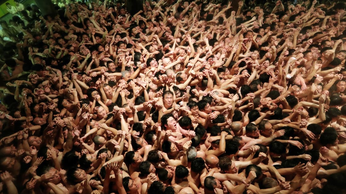 10.000 người tham gia lễ hội khỏa thân ở Nhật.
