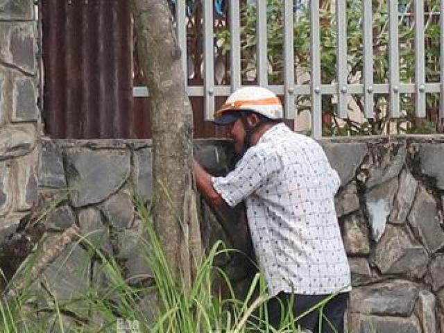 Tin tức trong ngày - Nóng 24h qua: Nhiều người vẫn kéo đến căn nhà hoang nơi Tuấn "khỉ" ẩn nấp để tham quan