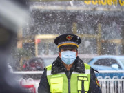 Thế giới - Hồ Bắc hạn chế dân toàn tỉnh ra đường, thêm 100 người chết vì virus Corona