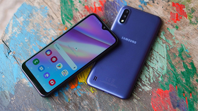 Dễ dàng sắm Samsung Galaxy A01 smartphone phổ thông đáng sở hữu, duy nhất tại Thế Giới Di Động - 1