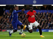 Bóng đá - Phát sốt với trung vệ MU: Đảo chân lừa tiền đạo Chelsea trong vòng cấm