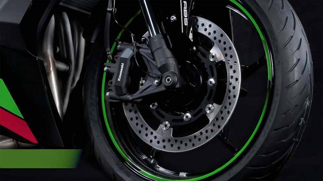 "Quỷ vương 4 máy" Kawasaki Ninja ZX-25R sắp bán tại Việt Nam? - 6