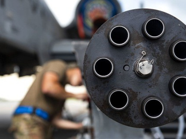 Thế giới - Mỹ phát triển dự án "súng bay không người lái"