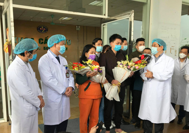 NÓNG: Việt Nam đã có phác đồ điều trị hiệu quả đối với Covid-19 - 2
