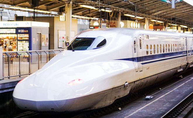 Tàu siêu tốc shinkansen (Nguồn: Kklook)
