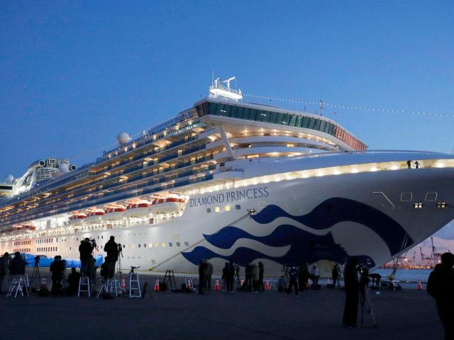 Hai hành khách nhiễm virus Corona trên du thuyền Nhật Bản tử vong