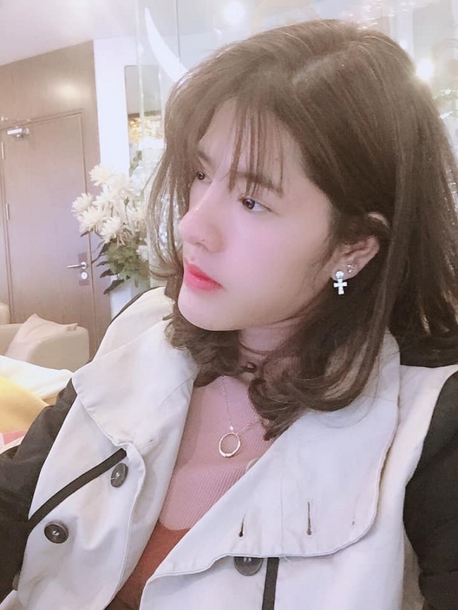 Cô gái Hà Nội tự nhận có gương mặt “quỷ” biến hóa thành hot girl xinh ngỡ ngàng - 2