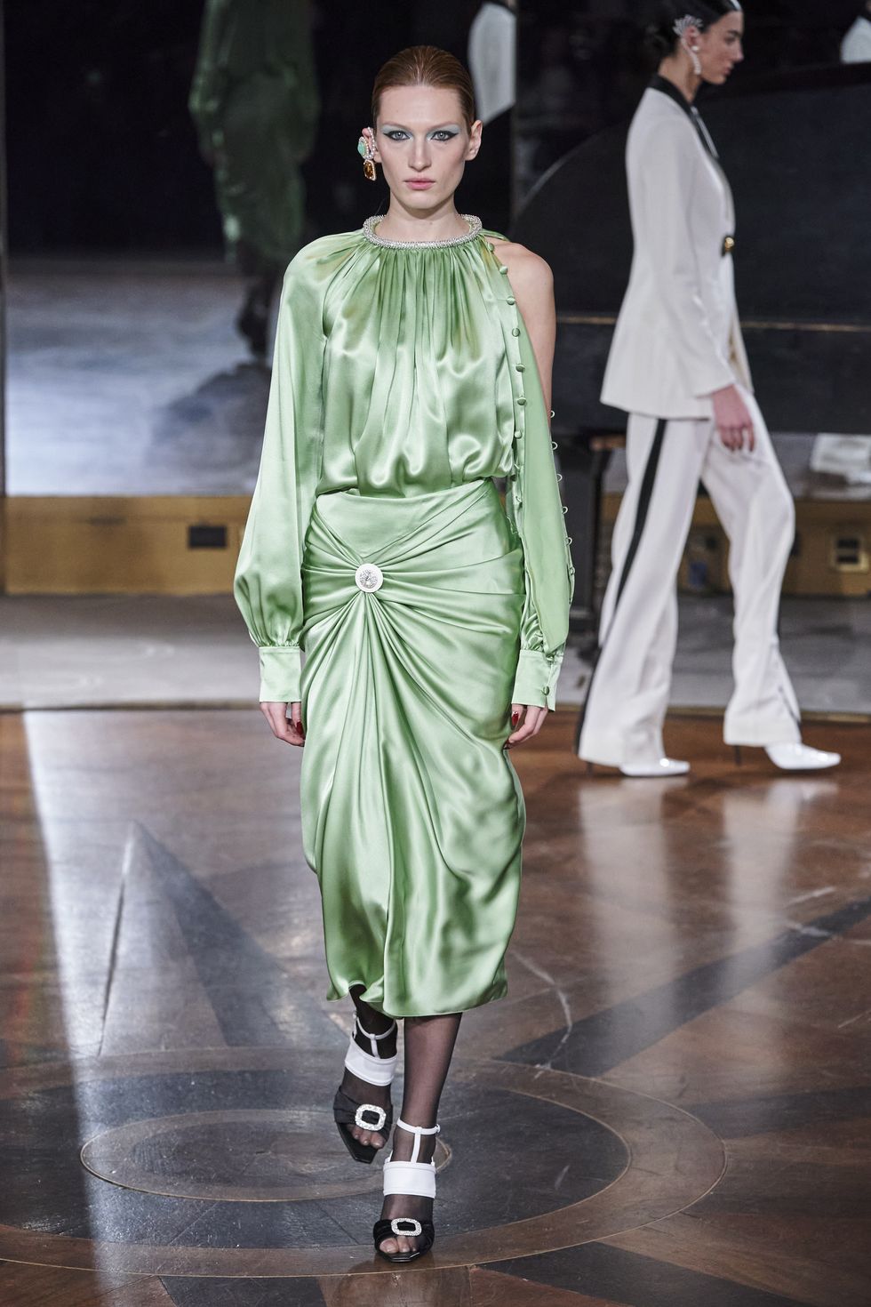 Sắc xanh mint tươi
tắn, nịnh mắt.