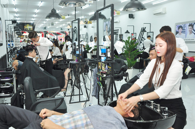 Chiếm được cảm tình khách hàng Việt, 30Shine còn gây ấn tượng với báo chí Hàn Quốc.