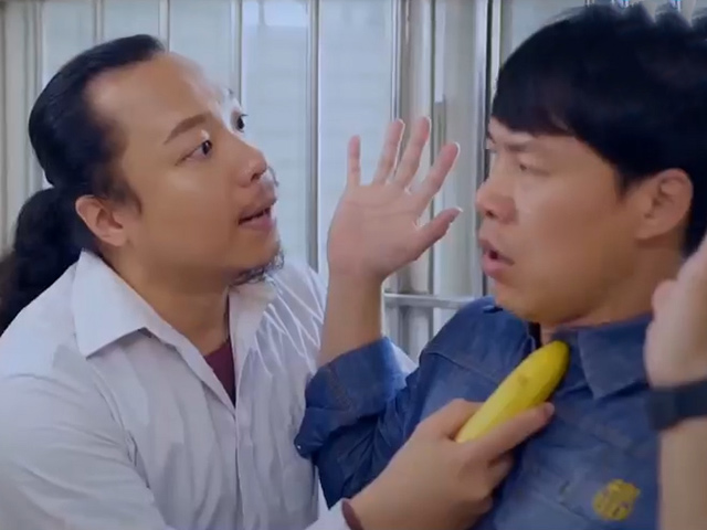 Video Clip Cười - Ông chồng "nổi đóa" với gã hàng xóm hư đốn