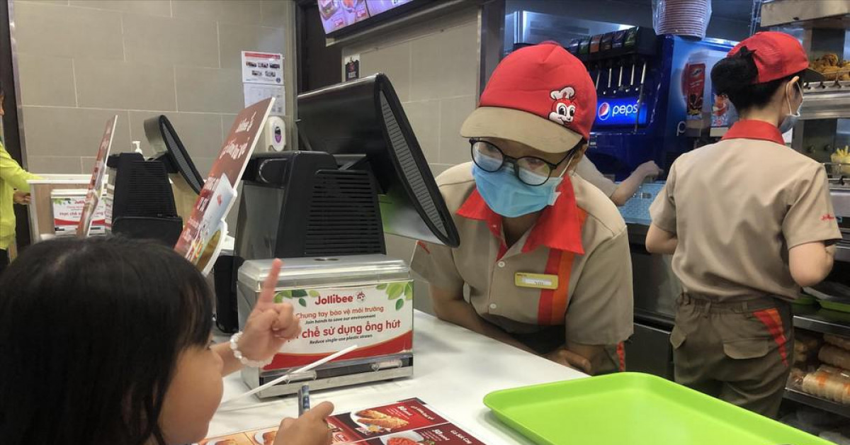 Bạn trẻ - Cuộc sống - Sinh viên bám trụ thành phố làm thêm trong mùa dịch Covid-19