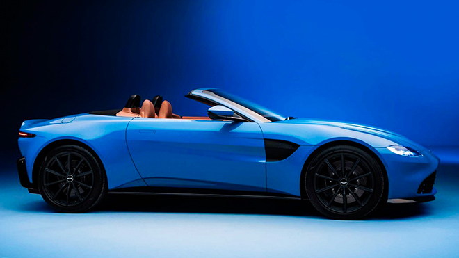 Hãng Aston Martin ra mắt xe mui trần Vantage Roadster - 3