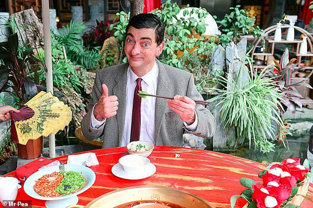 Xôn xao Mr. Bean xuất hiện ở tâm dịch Vũ Hán: Sự thật ngã ngửa - 4