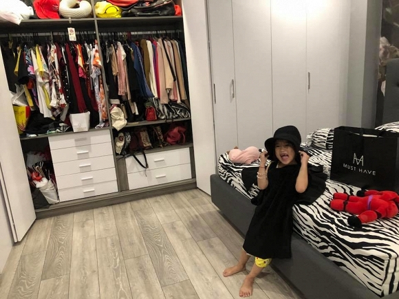 Người đẹp khiến Trường Giang mê mẩn: Chồng cưng như trứng mỏng, ở biệt thự thênh thang - 2