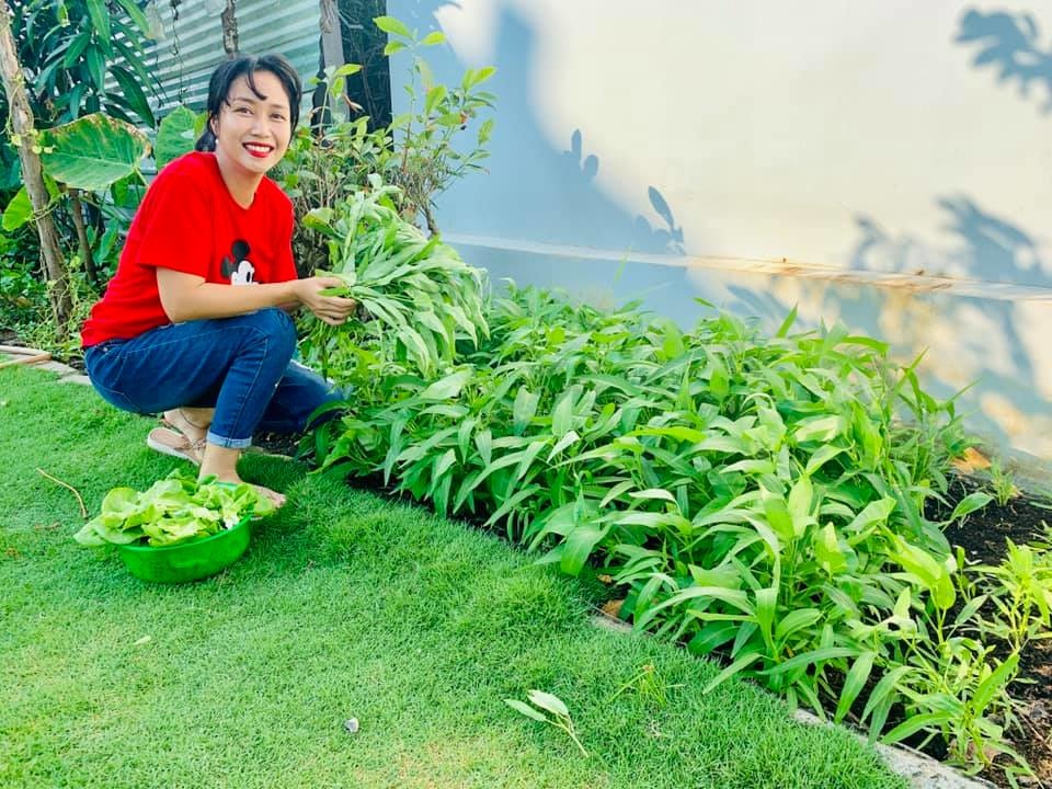 Người đẹp khiến Trường Giang mê mẩn: Chồng cưng như trứng mỏng, ở biệt thự thênh thang - 9