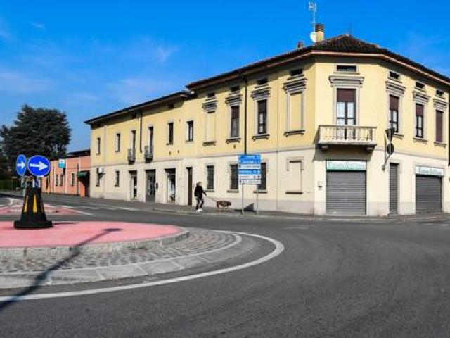 Thế giới - Dịch Covid-19: Thị trấn Italia không một bóng người “giống ở Vũ Hán”