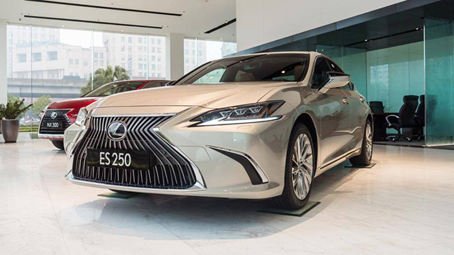 Mua xe sang Lexus, chọn mẫu xe nào phù hợp với nhu cầu và tài chính? - 2